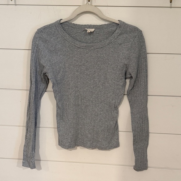 Marea By Liz Joy Tops - Marea by Liz Joy Pointelle Heather Gray Long Sleeve Top